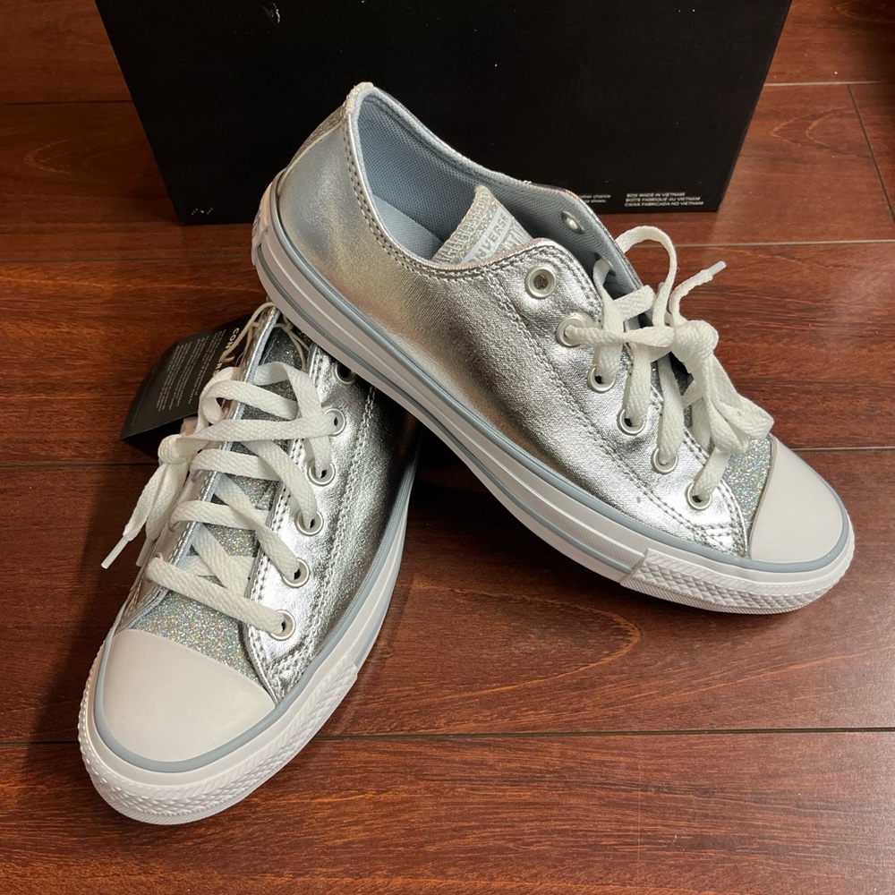 Metallic Silver Low-Top Lace-Up Women's Sneakers